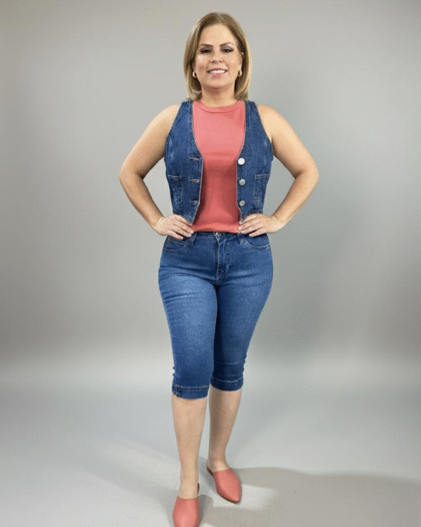 Bermuda Feminina Capri Jeans Cintura Alta Via Grafit