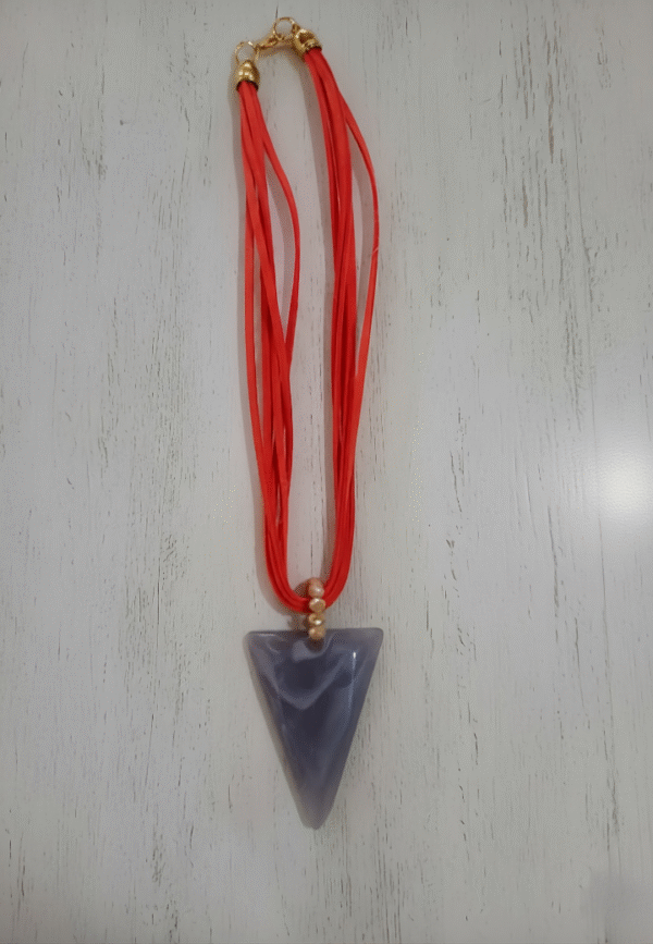 Colar Feminino Triangular